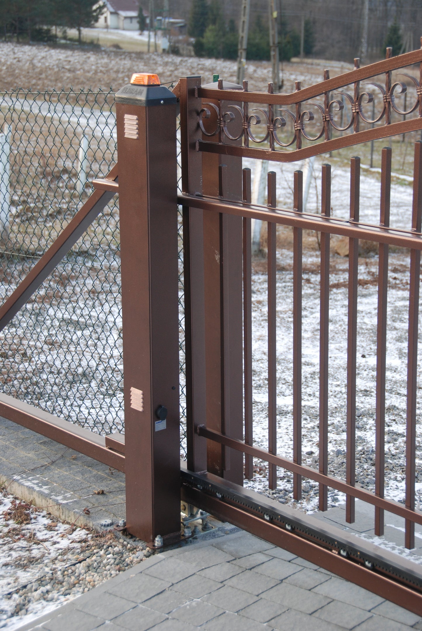 Słupek 125 RAL 7016 półmat - ZESTAW f5m4