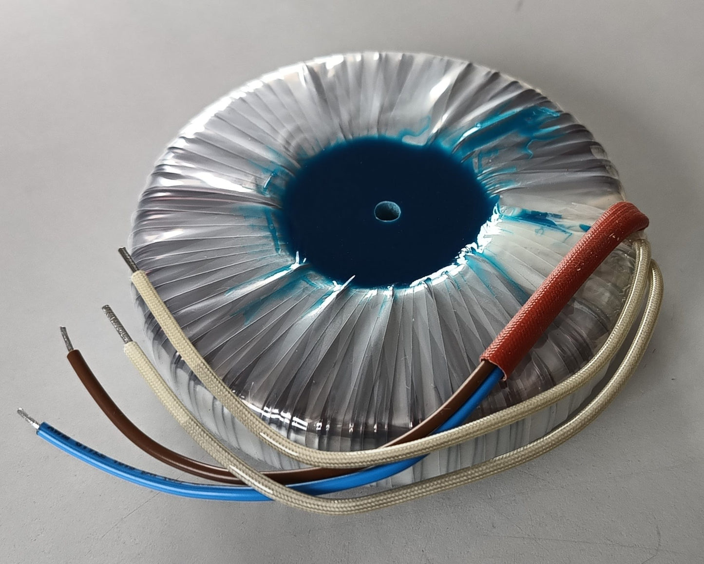 Transformator centrali napędu skrzydłowego