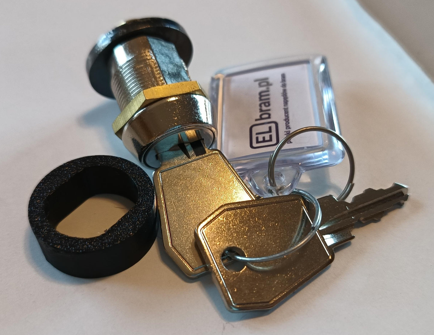 Zamek z kluczami - komplet VIS40